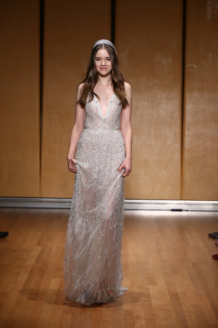 Inbal Dror 2024纽约婚纱周婚纱秀