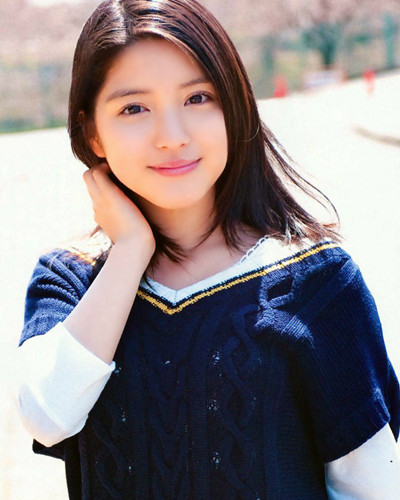 圆脸额头短、低、宽适合的发型 修颜美发千万别错过