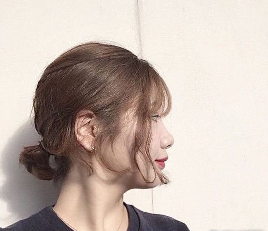 女生波波头短发 换上时髦度立马翻倍