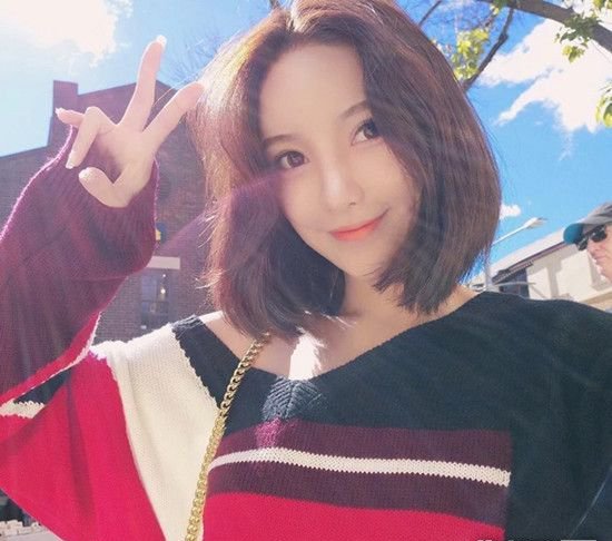 女生波波头短发 换上时髦度立马翻倍