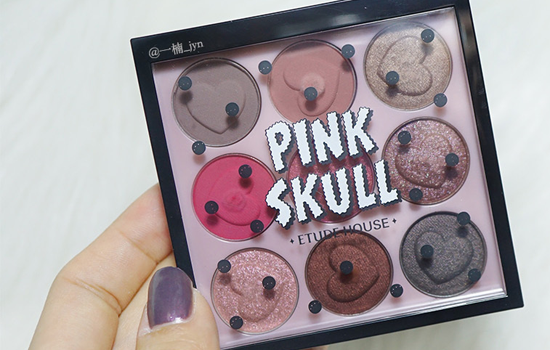 爱丽小屋pink skull眼影盘怎么样 两种画法满足不同需求