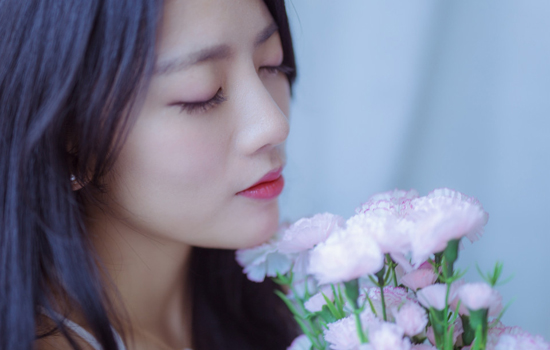 羊胎素的功效与作用 备受女性青睐的抗衰老保养品