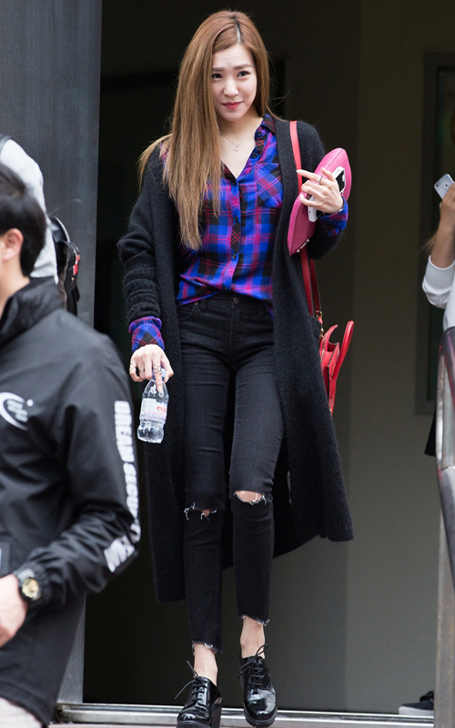 少女时代tiffany街拍 机场style也能这么好看