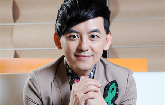 明星三角恋 细数中国娱乐圈2女争1男三角恋