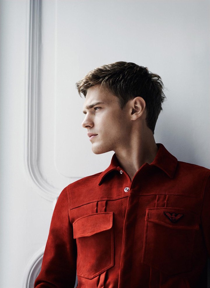 Emporio Armani（安普里奥·阿玛尼）2024早春男装广告