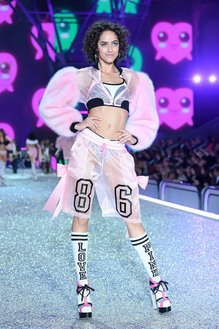 Victoria's Secret（维多利亚的秘密）2024内衣时装秀