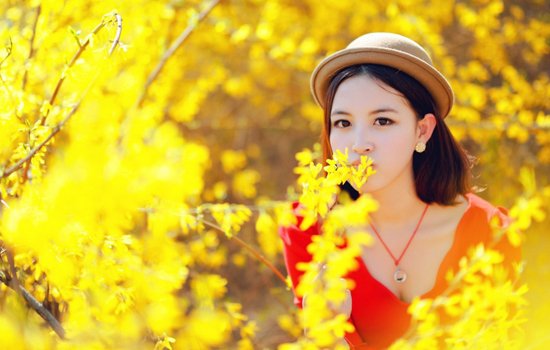 花粉过敏如何预防 春天外出不要“拈花惹草”