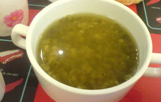 绿豆汤能隔夜喝吗 冰镇的可以喝