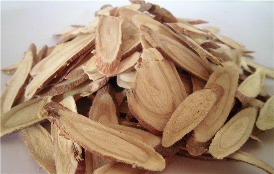 甘草可以和什么一起泡 5种新做法对身体和皮肤有好处