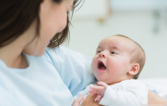 婴幼儿发烧处理方法 家长必须学的物理降温方法