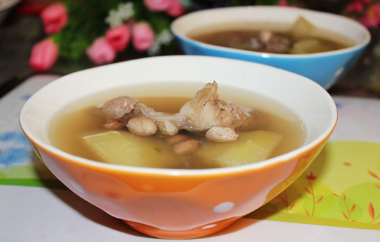 产后丰胸的最佳方法 抓住最佳时间是关键点
