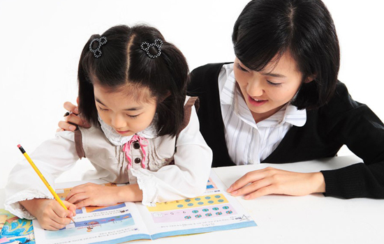 孩子成绩下降怎么教育孩子