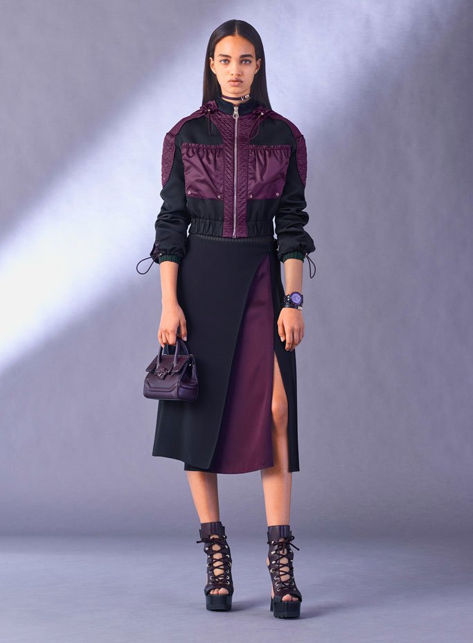 Versace范思哲最新品牌广告  Versace 2024早秋女装系列