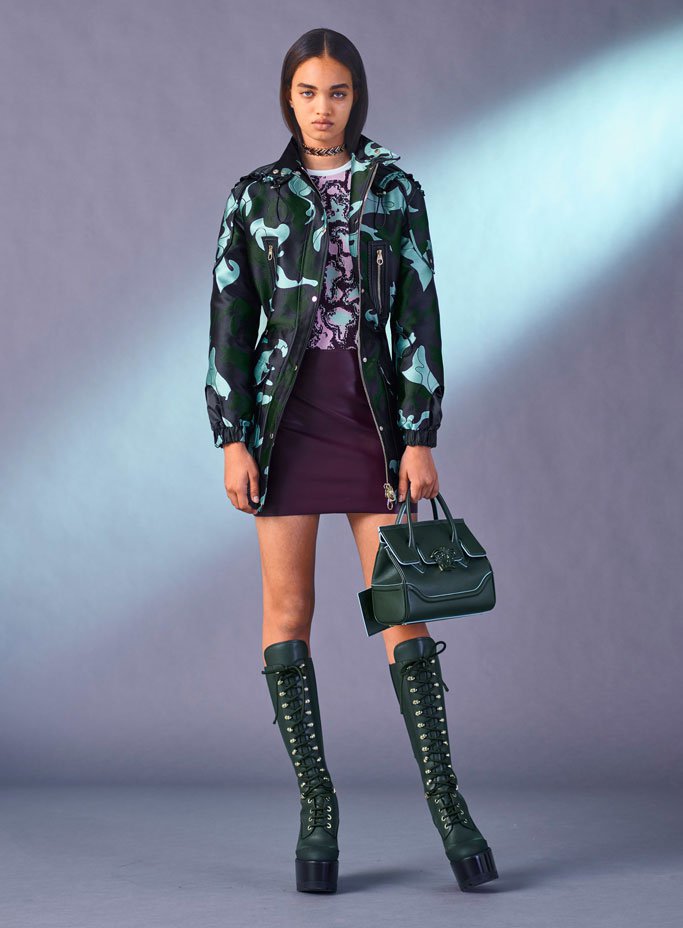 Versace范思哲最新品牌广告  Versace 2024早秋女装系列