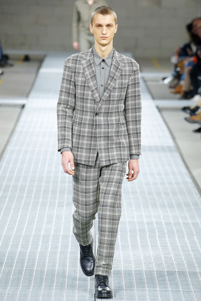Dirk Bikkembergs 2024米兰时装周男装秀