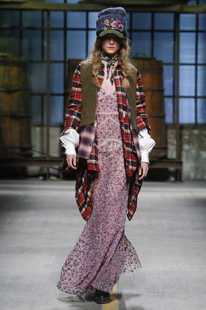 Dsquared2 2024米兰时装周时装秀