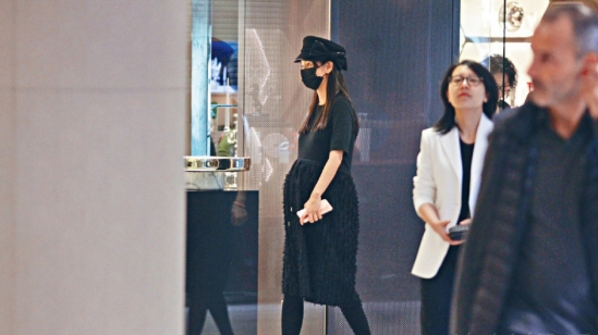 都说怀孕的女人最美 angelababy孕期发型依旧辣么美