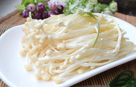 金针菇放冰箱一个星期还能吃吗 金针菇的冰箱保鲜要点