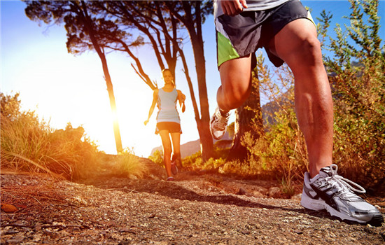 长期坚持跑步的好处 多运动对身体有大帮助