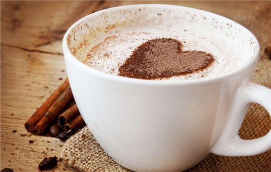 奶茶热量有多高 奶茶热量很高喝多了易胖