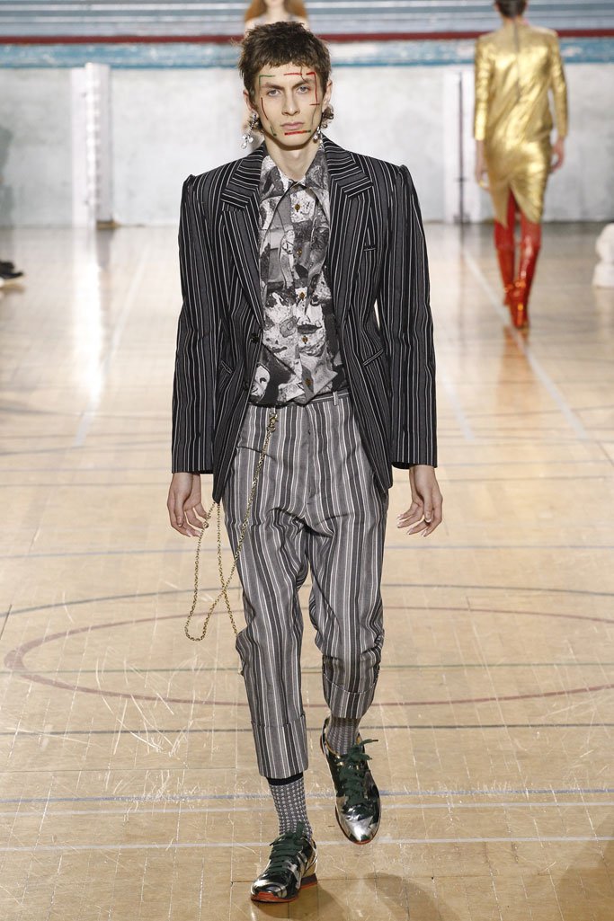 Vivienne Westwood 2024伦敦时装发布会时装秀