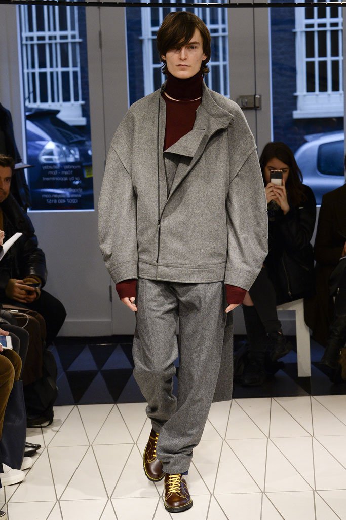 Chalayan（卡拉扬）2024伦敦时装周男装秀