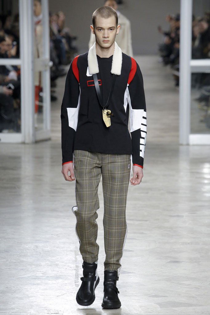 Tim Coppens（蒂姆·科庞）2024佛罗伦萨Pitti Uomo男装秀
