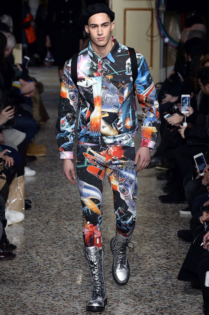 Moschino（莫斯奇诺）2024米兰时装周男装秀