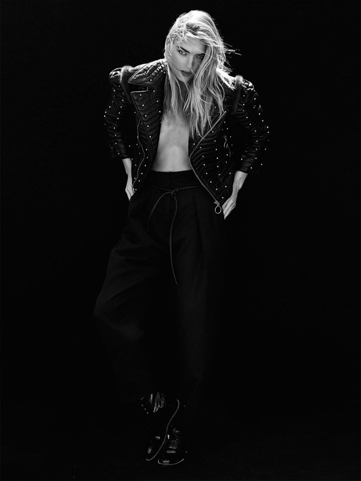 超模Martha Hunt 演绎《Vogue》时尚杂志大片