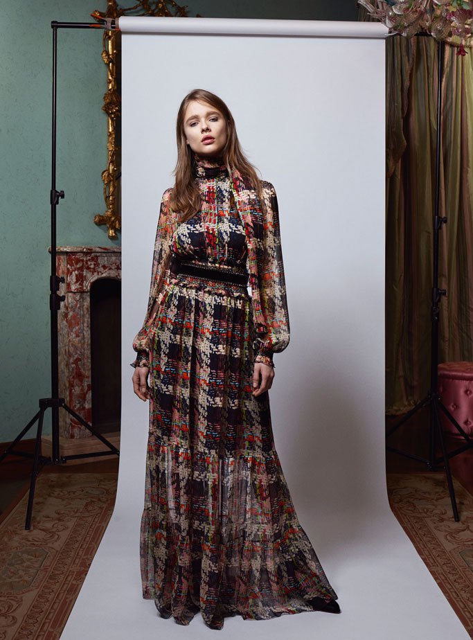 Blumarine（蓝色情人）2024女装品牌广告大片