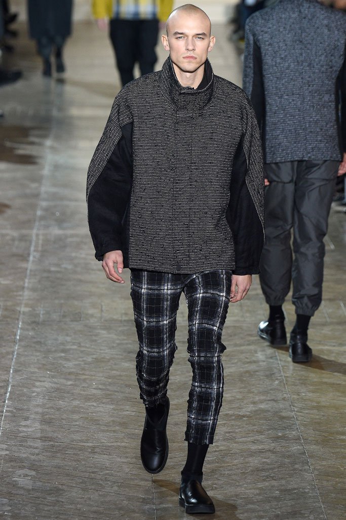Issey Miyake（三宅一生）2024巴黎时装周男装秀