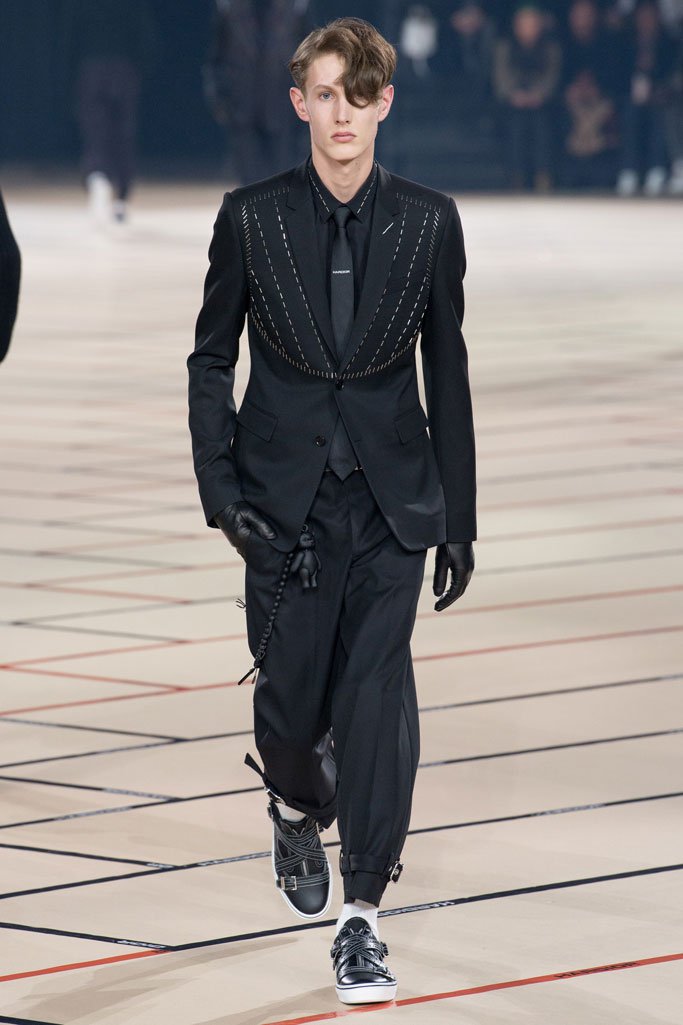 Dior Homme 2024巴黎时装周秋冬男装秀