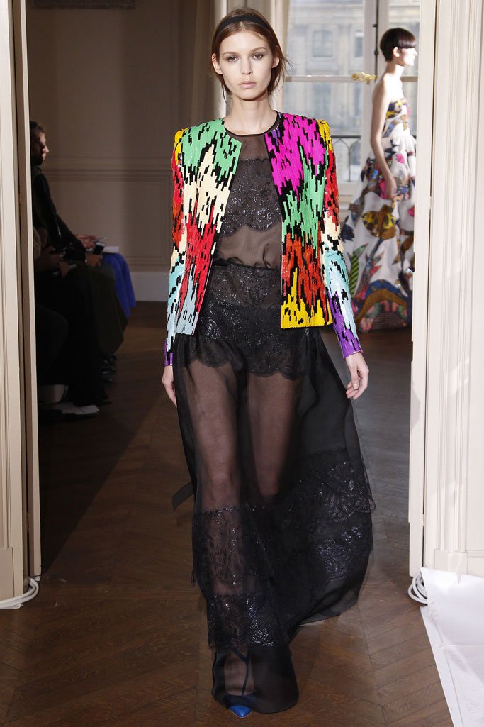 Schiaparelli（夏帕瑞丽）2024春夏巴黎时装周时装秀