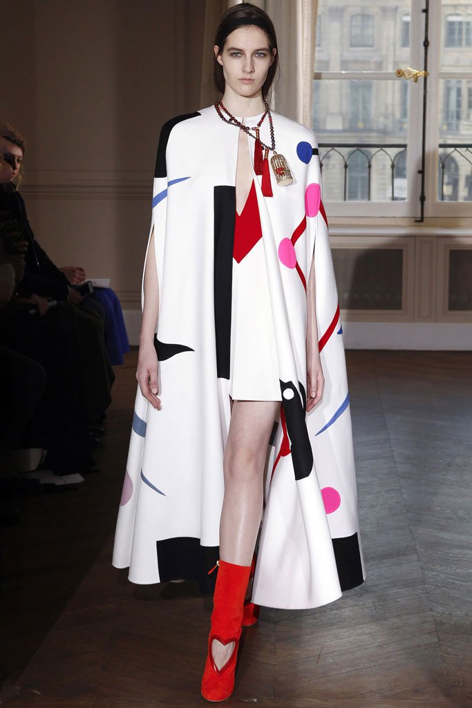 Schiaparelli（夏帕瑞丽）2024春夏巴黎时装周时装秀