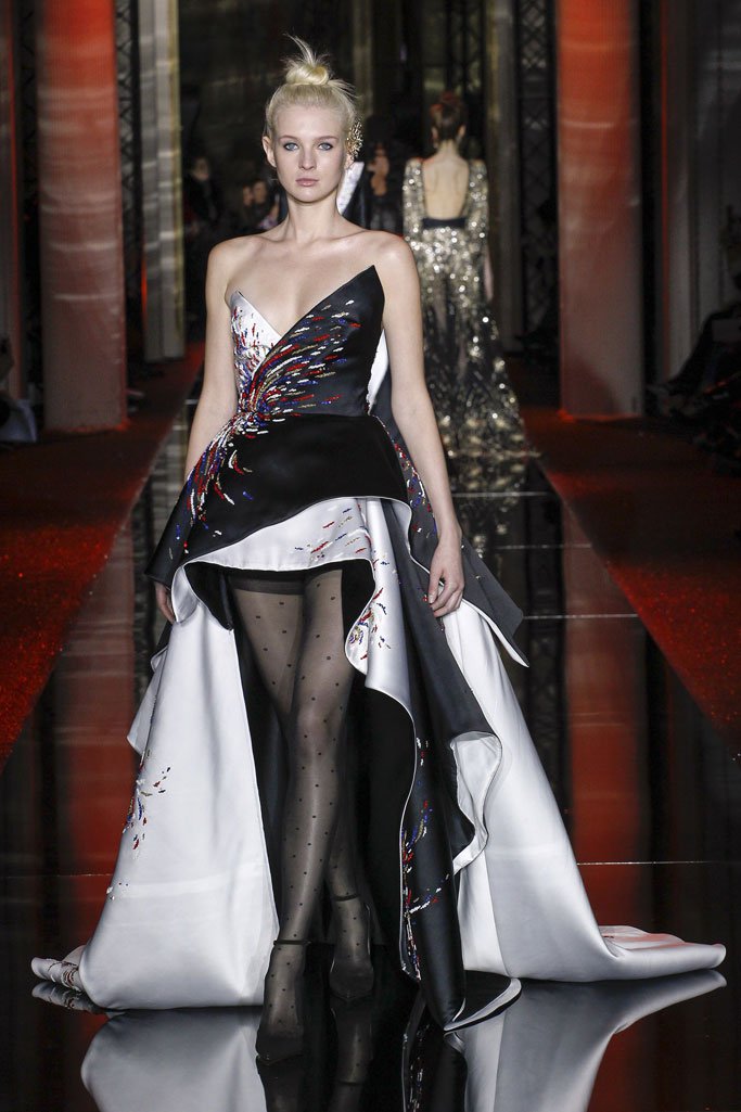 Zuhair Murad（祖海·慕拉）2024巴黎时装周春夏高级定制时装秀