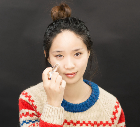 红唇妆怎么化 洋气复古红唇妆教程