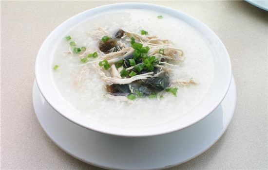 更年期失眠吃什么调理 喝汤食粥品茶均可调理