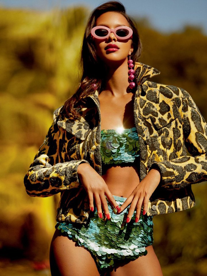 维秘天使Lais Ribeiro时尚摄影大片 性感演绎《Vogue》时尚杂志