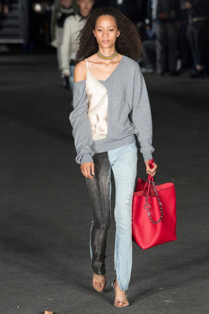 Alexander Wang（亚历山大·王）2024春夏纽约时装周时装秀