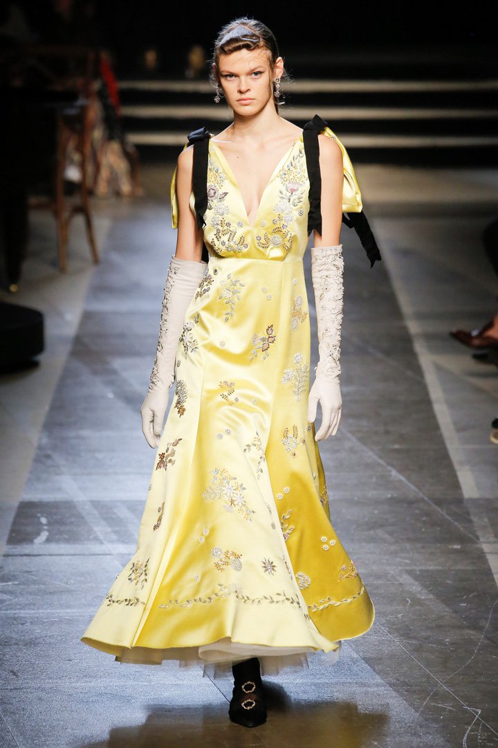 Erdem（艾尔丹姆）2024伦敦时装周时装秀