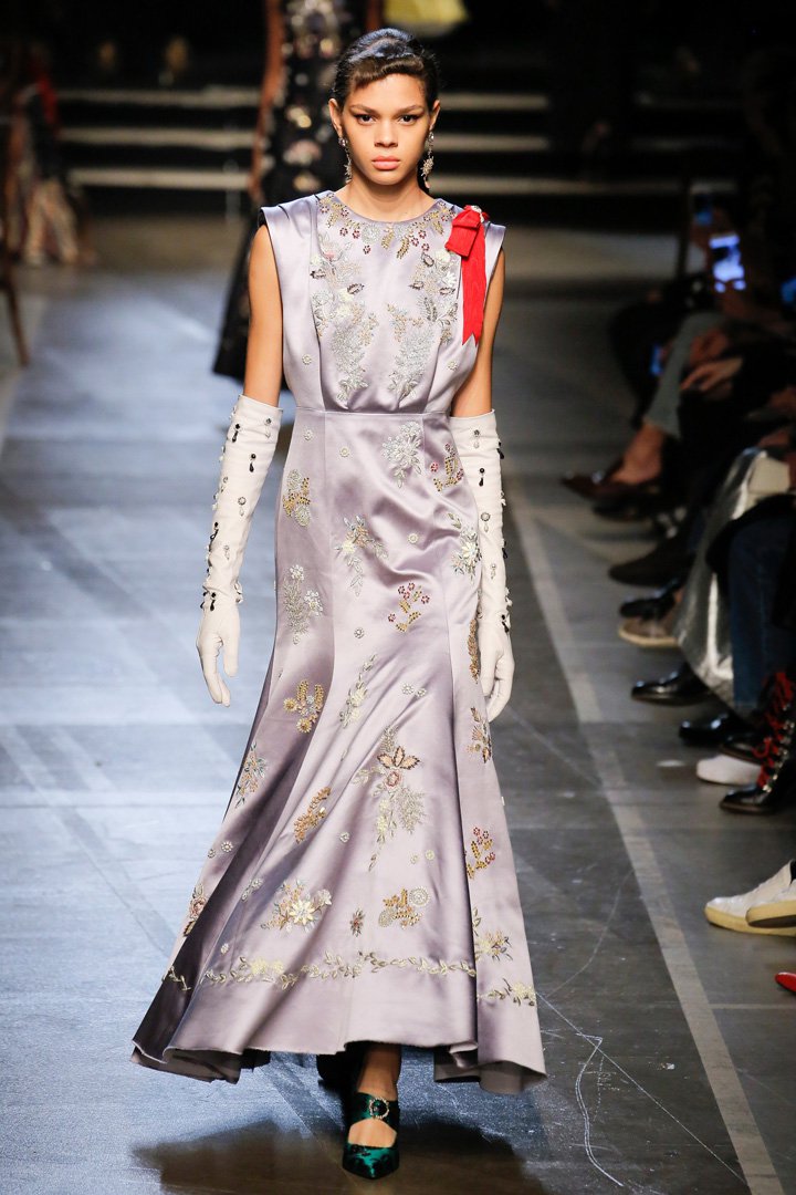 Erdem（艾尔丹姆）2024伦敦时装周时装秀