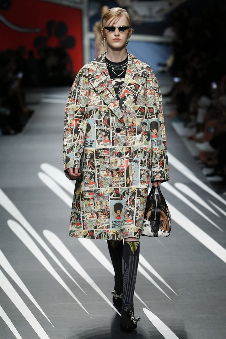 PRADA（普拉达）2024米兰时装周时装秀