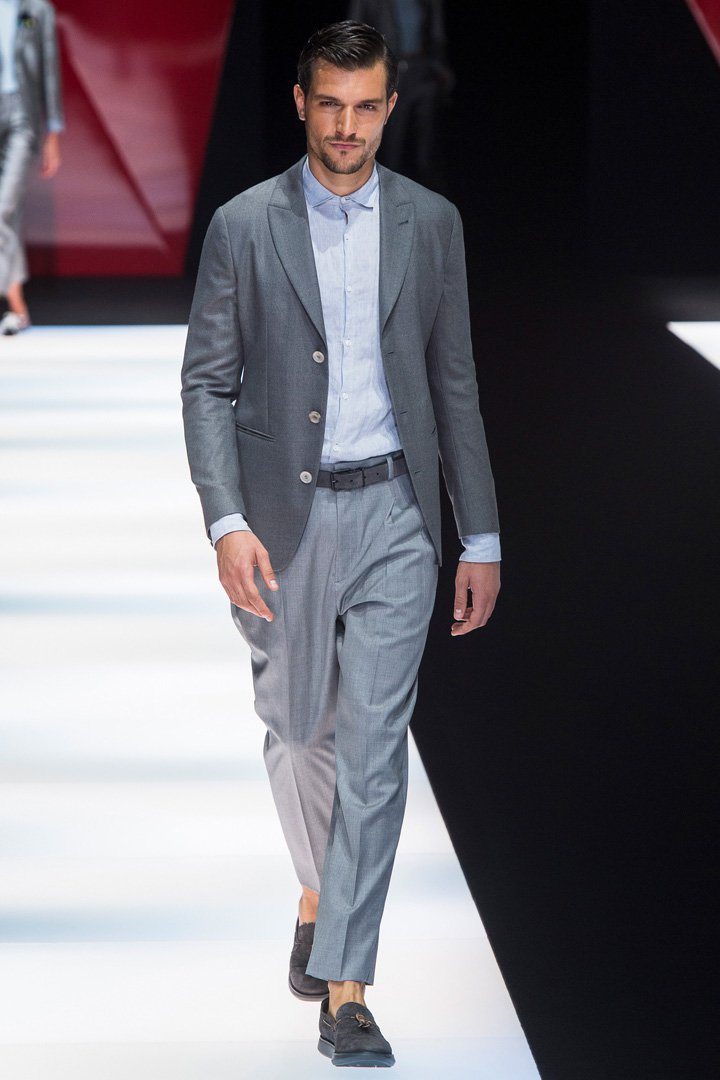 Giorgio Armani（乔治·阿玛尼）2024米兰时装周时装秀