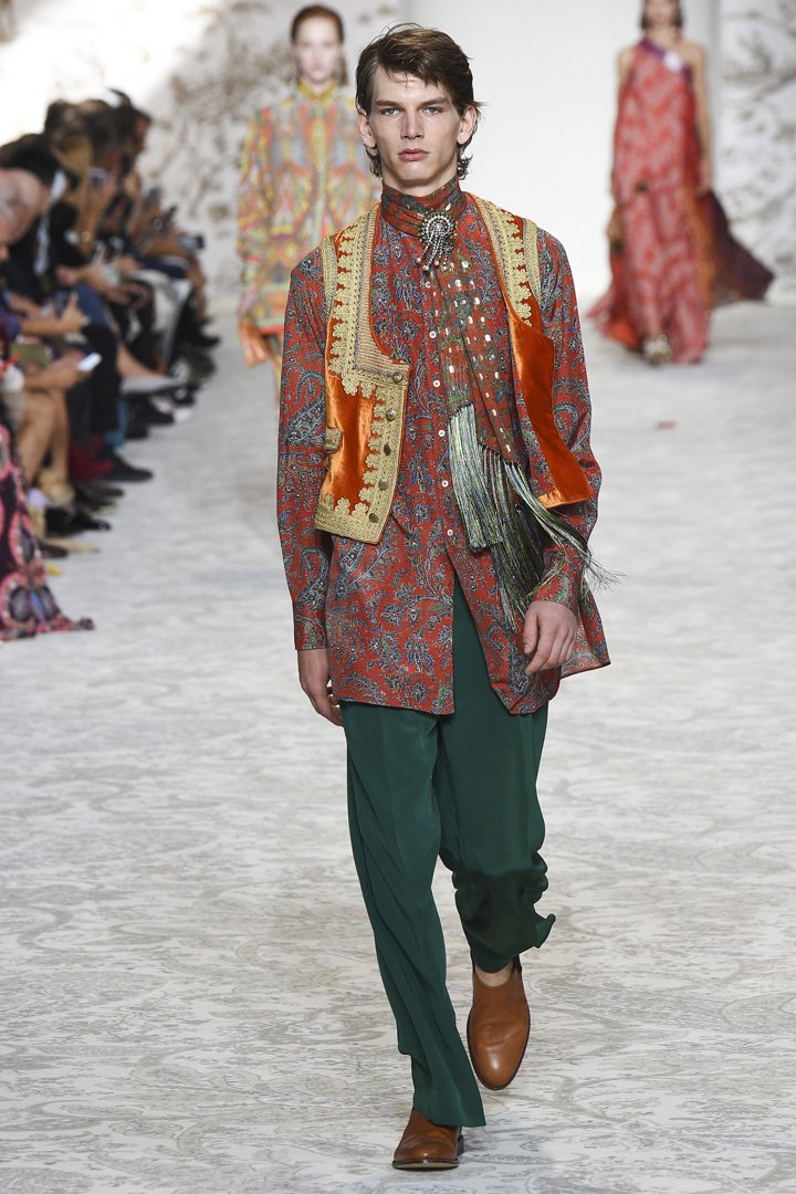 Etro（艾特罗）2024米兰时装周时装秀