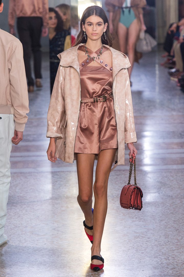 Bottega Veneta 2024米兰时装周时装秀
