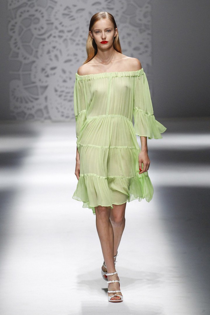 Blumarine（蓝色情人）2024米兰时装周时装秀