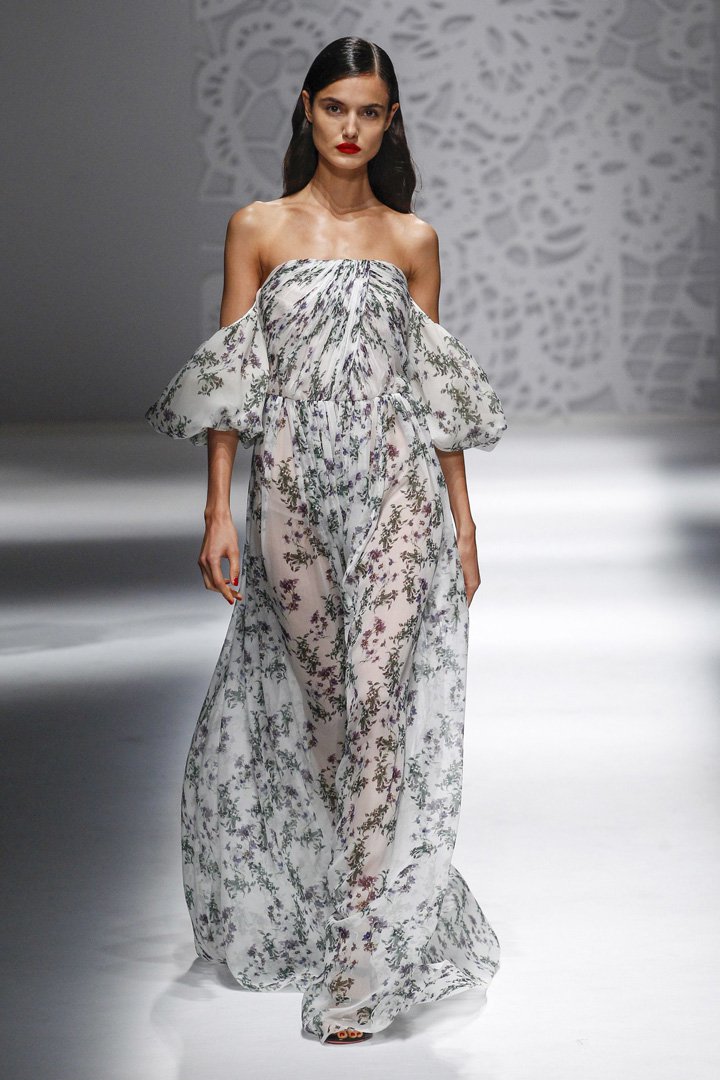 Blumarine（蓝色情人）2024米兰时装周时装秀