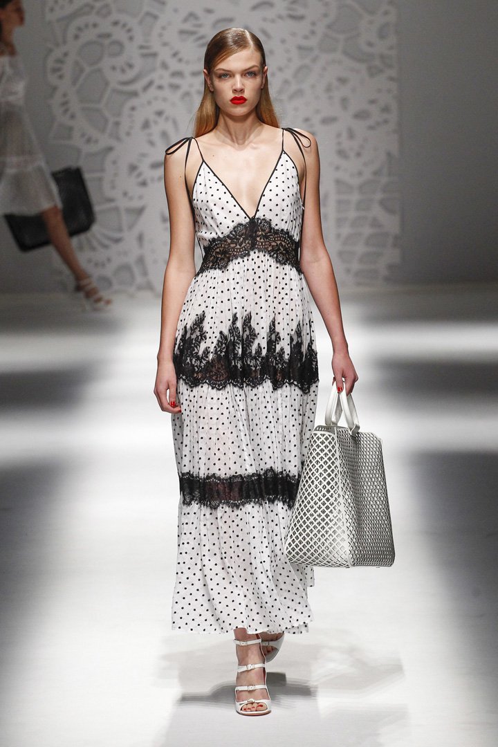 Blumarine（蓝色情人）2024米兰时装周时装秀
