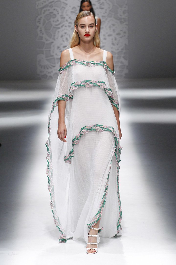 Blumarine（蓝色情人）2024米兰时装周时装秀