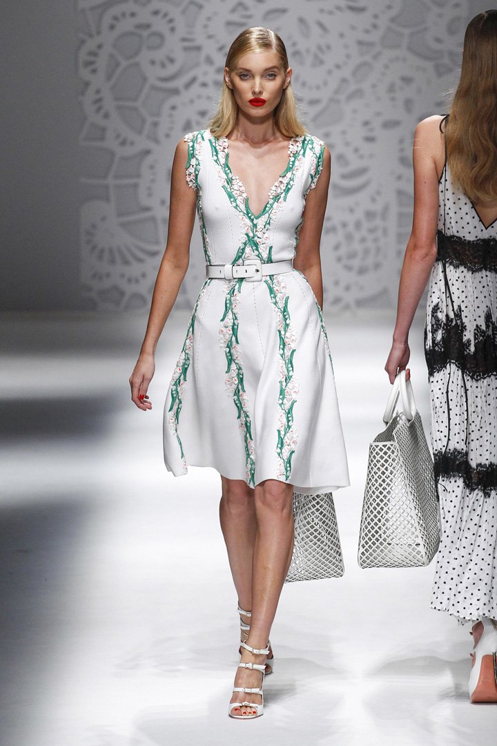 Blumarine（蓝色情人）2024米兰时装周时装秀